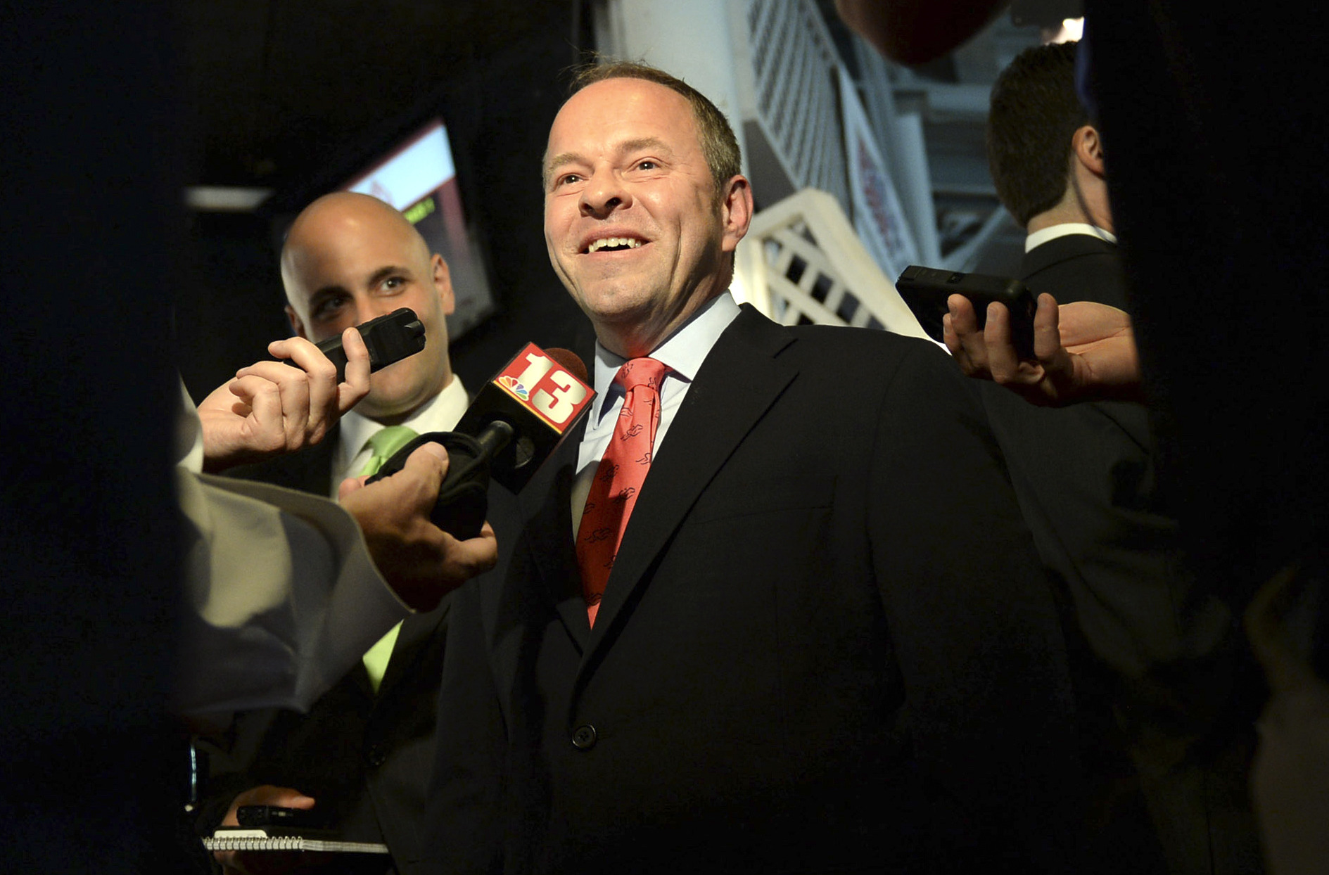Churchill Downs announcer leaving for New York