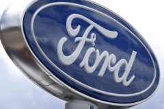 Failing windshield wipers force massive Ford recall