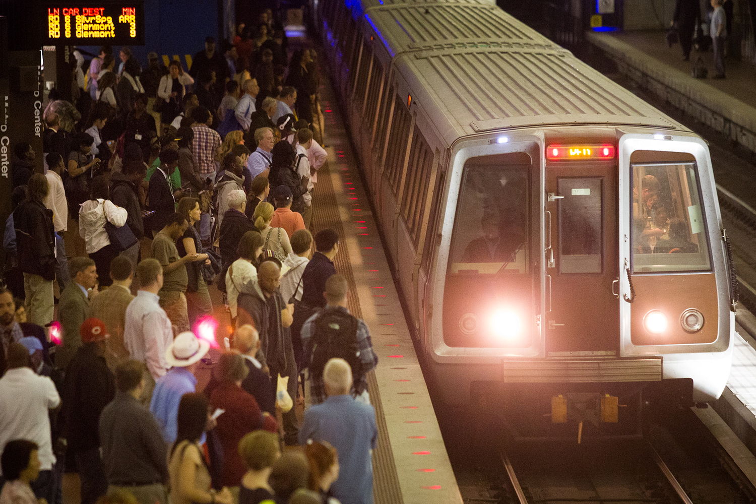 Washington Metro fires 20 managers