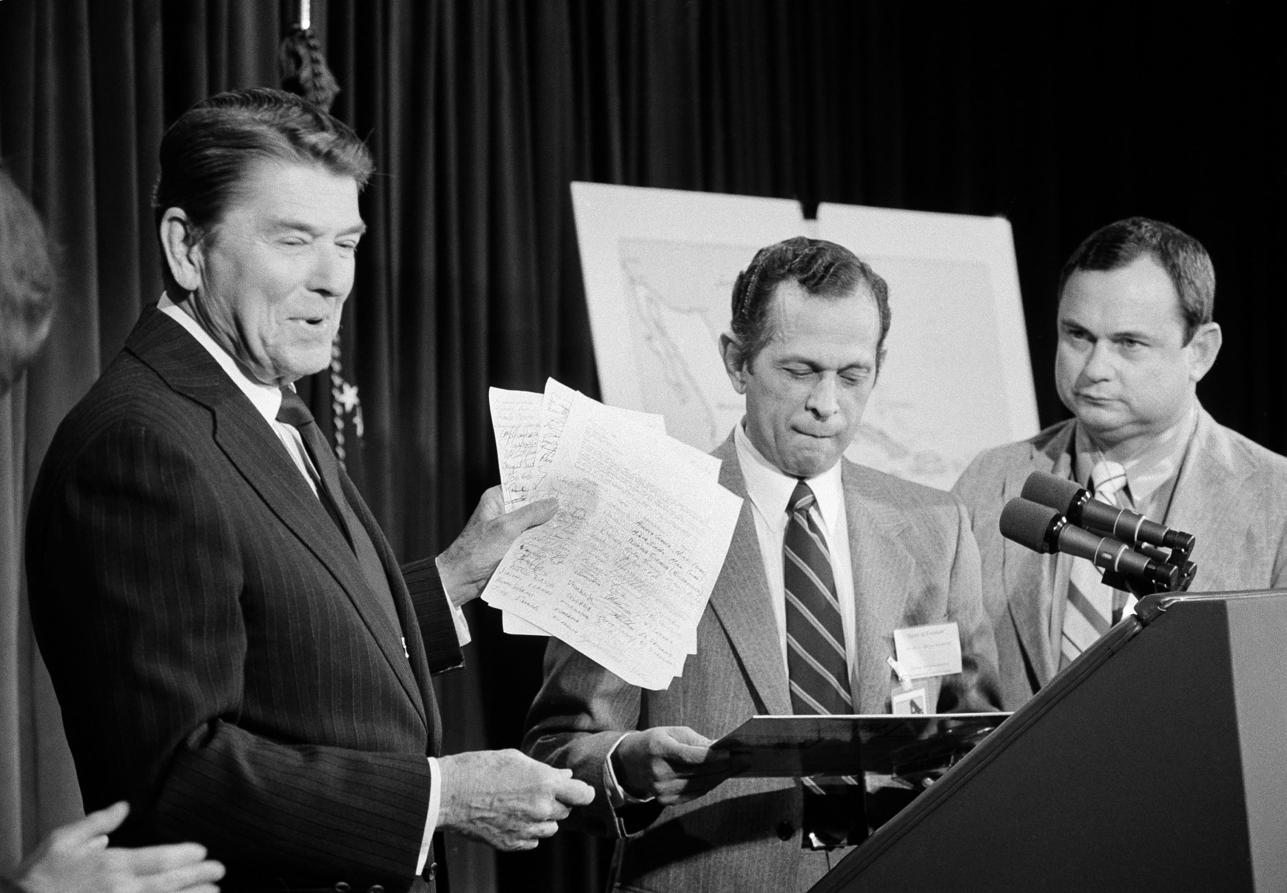 Republican senator celebrates Ronald Reagan’s birthday with epic humblebrag