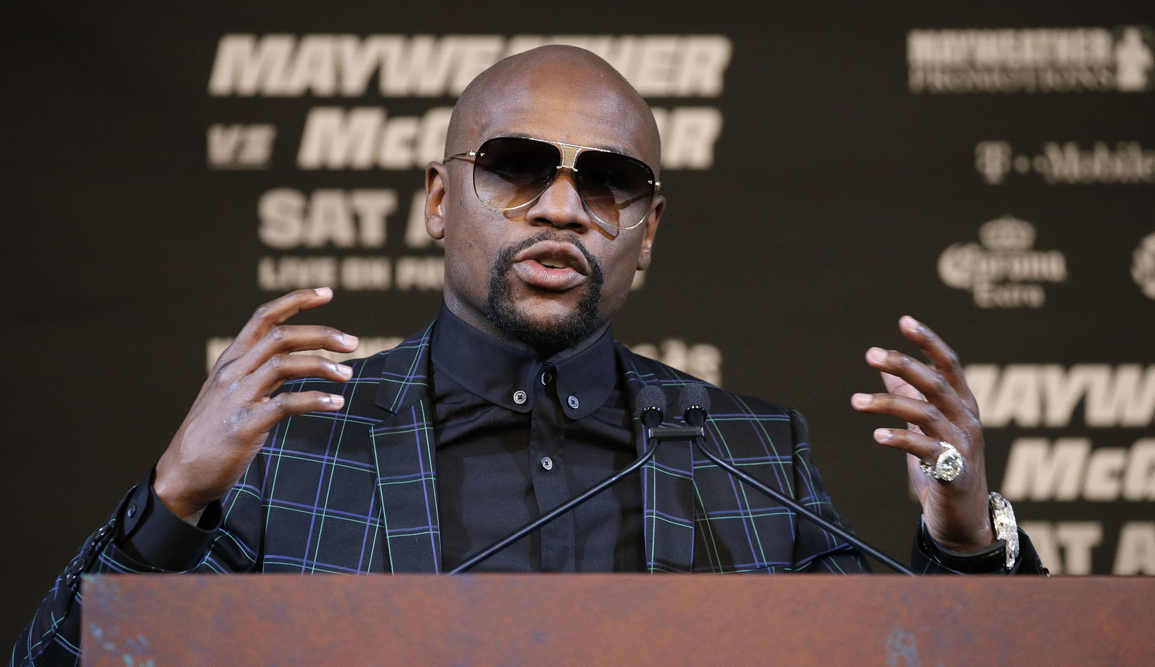 Floyd Mayweather vs. Conor McGregor: Stop complaining and enjoy the fight