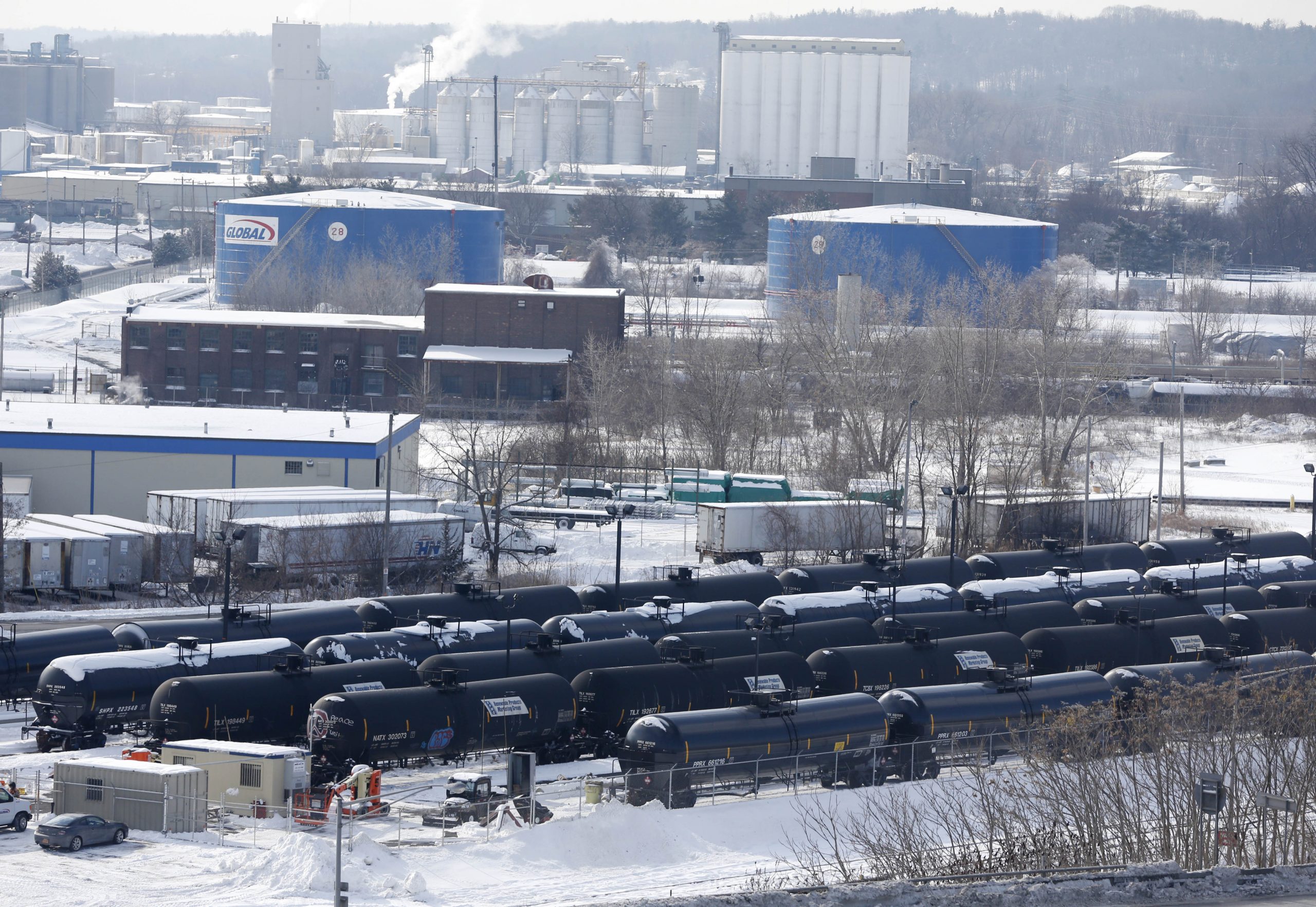 Albany bars crude processing expansion at port