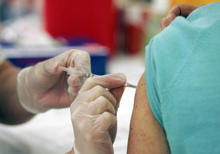 CDC cites two-month delay in flu vaccine distribution