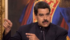 Senators push Trump on emergency legal status for 74,000 Venezuelans
