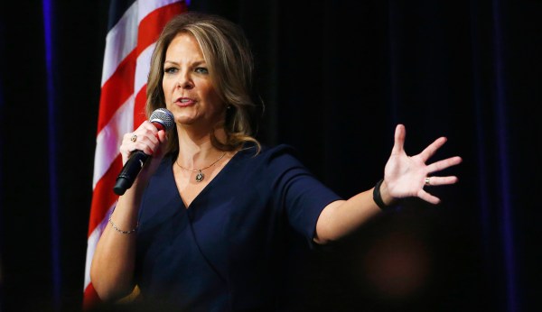 Kelli Ward claimed announcement on John McCain ending brain cancer treatment was politically motivated