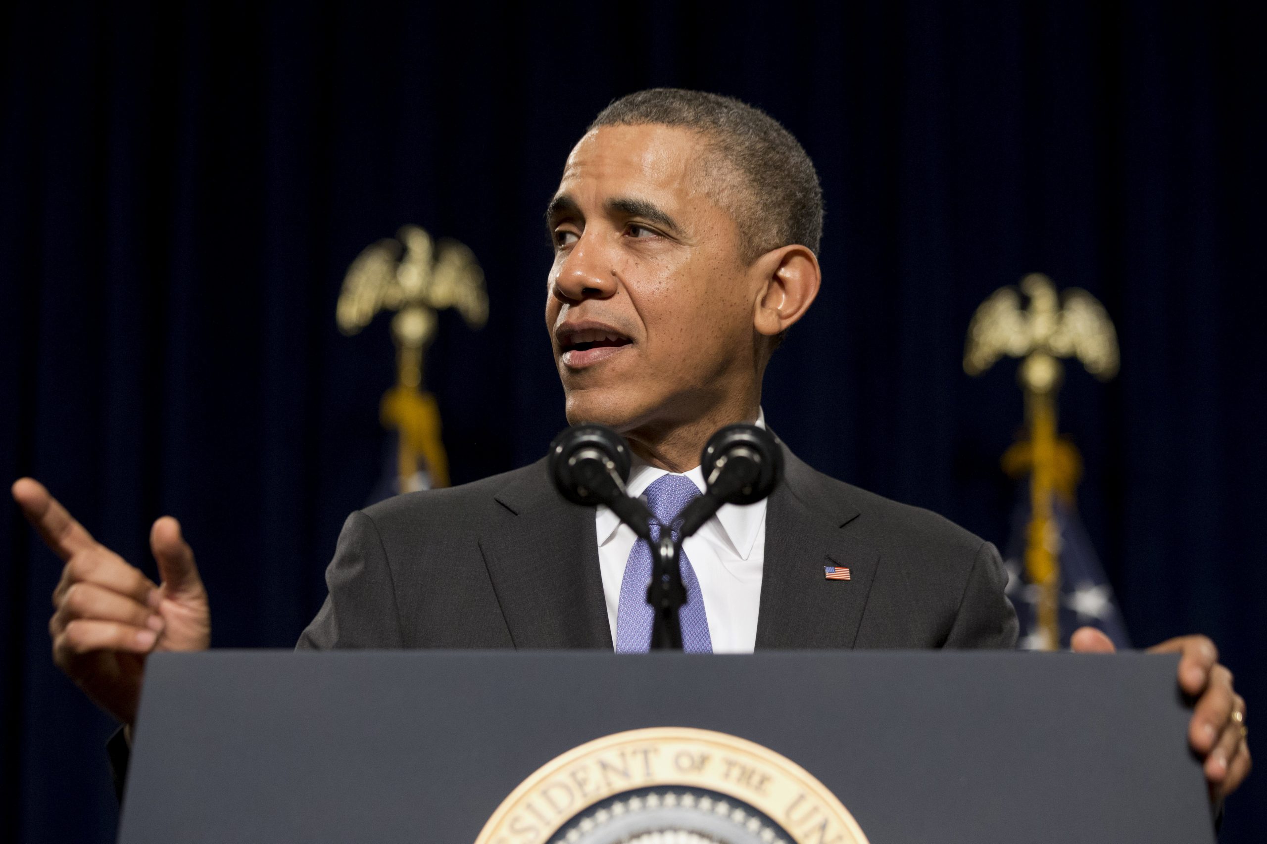 Obama touts inflated Obamacare enrollment numbers