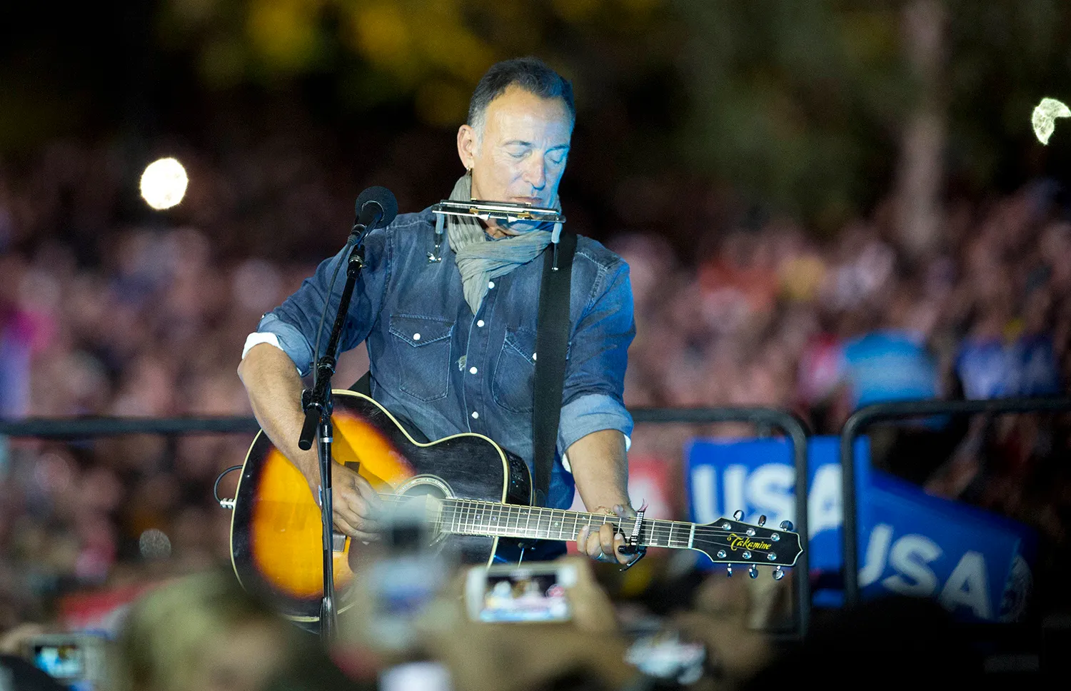 Bruce Springsteen releases new Trump protest song