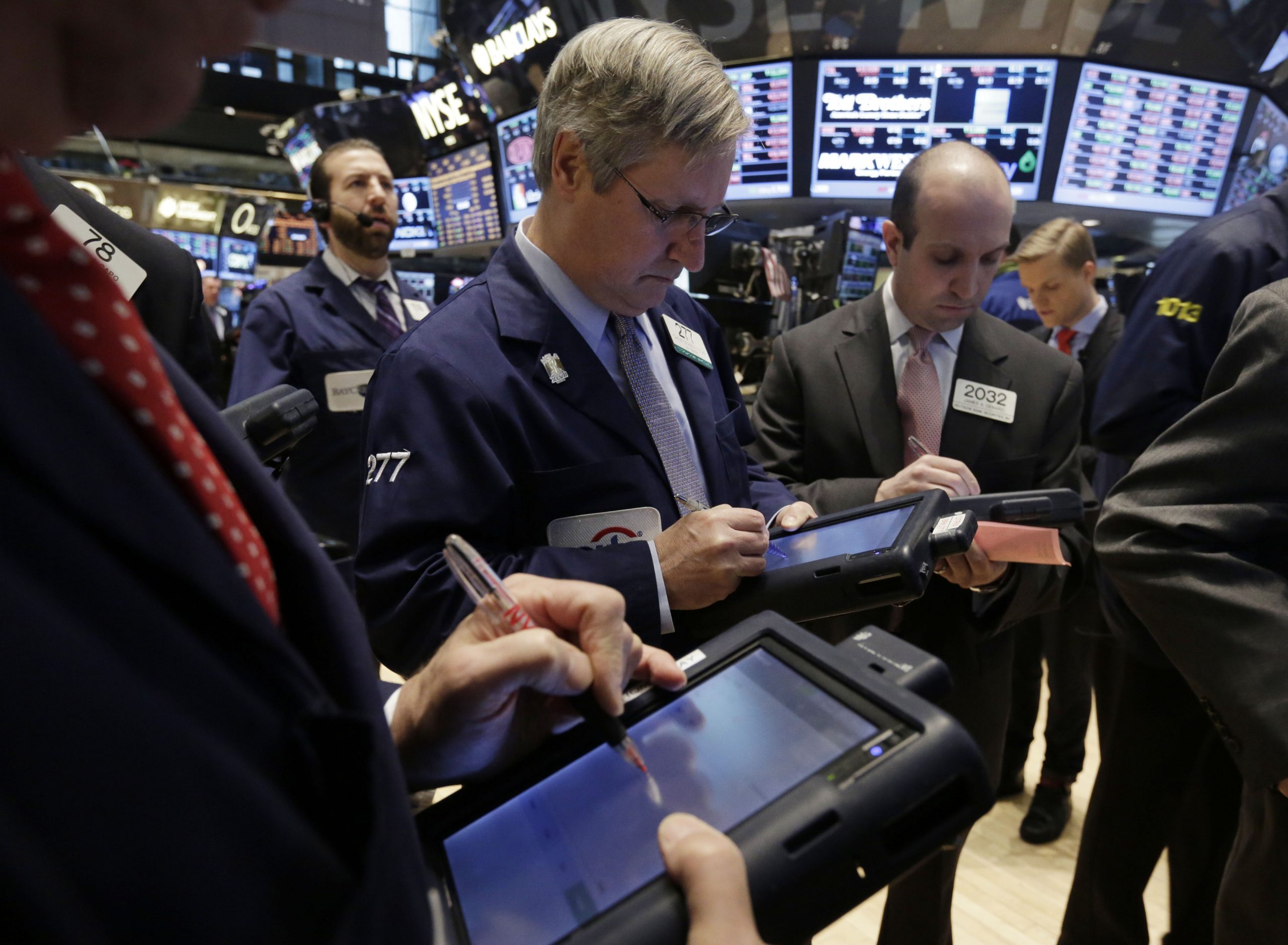 Stock rally builds as Fed chief pledges continuity