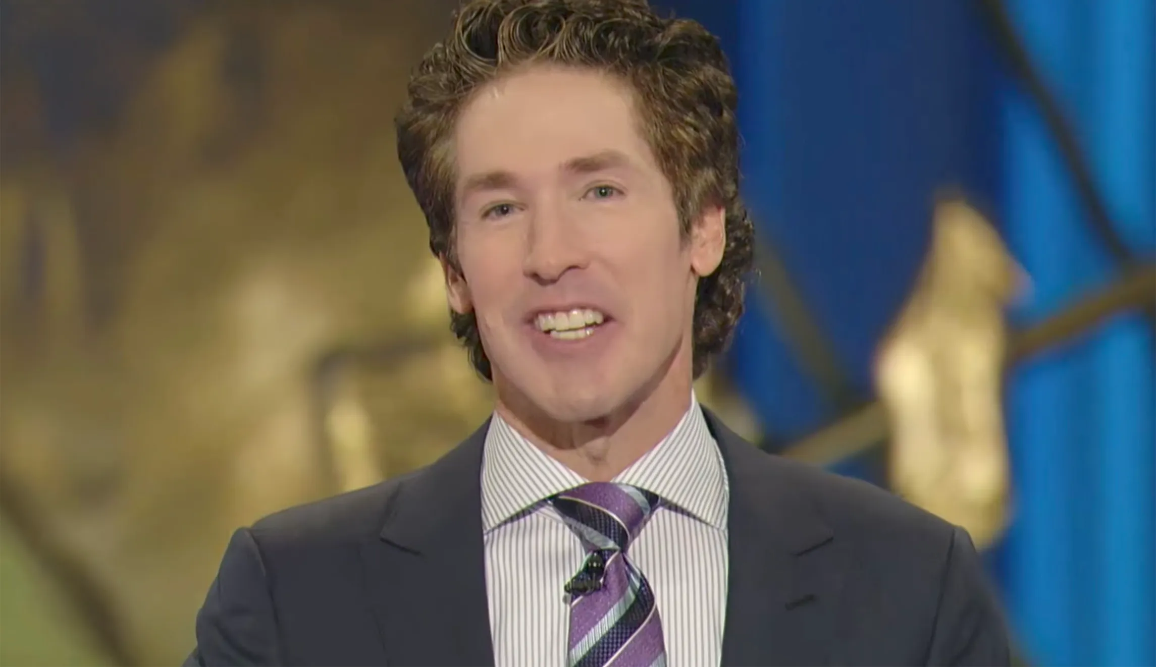 Joel Osteen’s megachurch opens for tropical storm victims