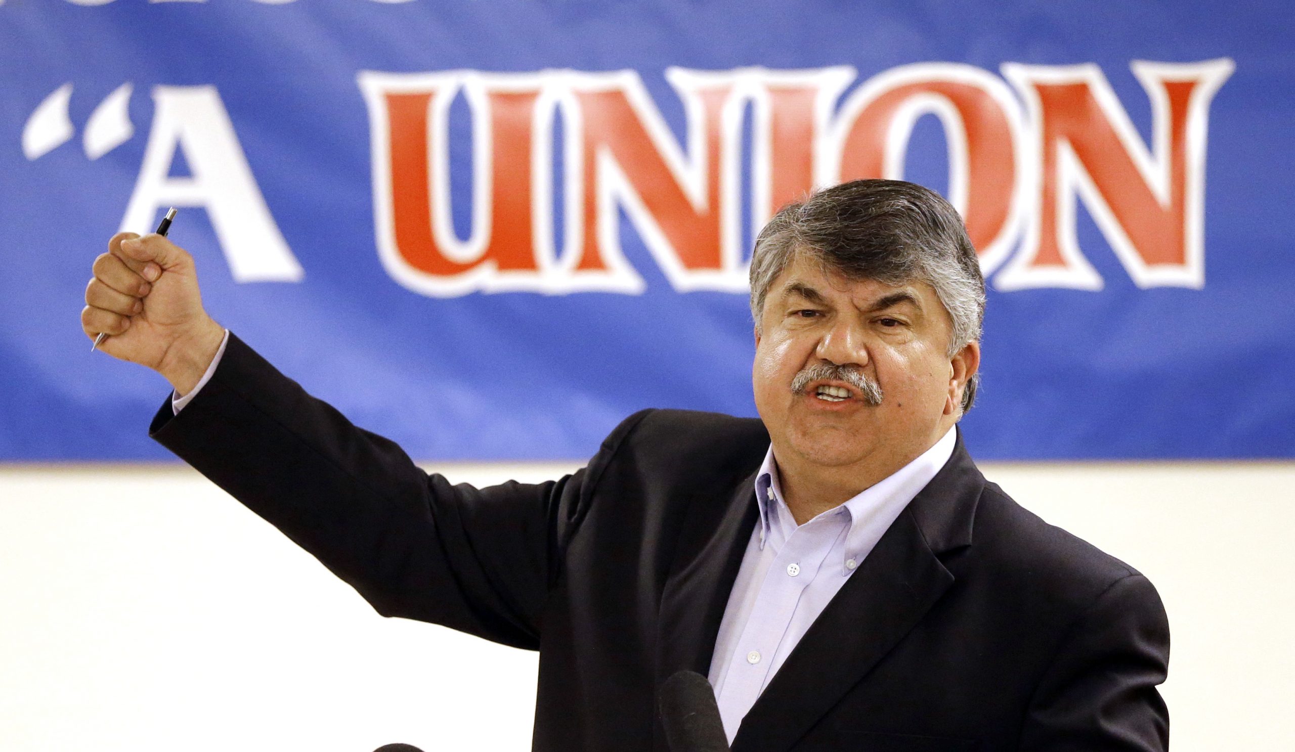 AFL-CIO says Walker no longer a ‘national’ disgrace
