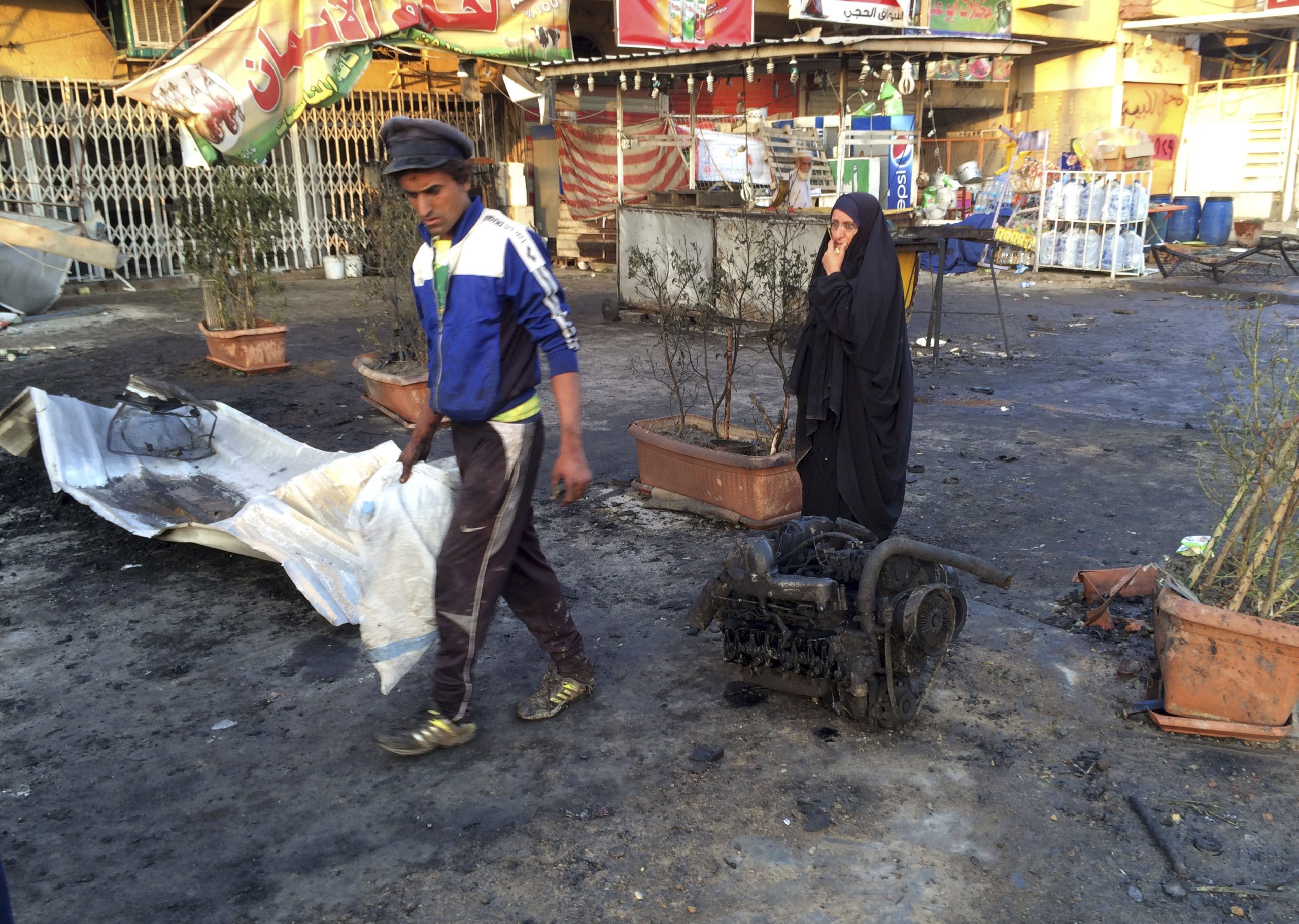 Iraq lawmakers approve interior, defense ministers