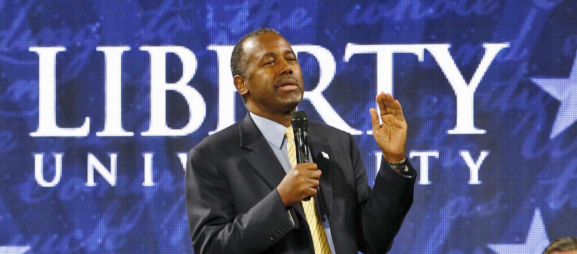 Poll: More trust Ben Carson after media assault