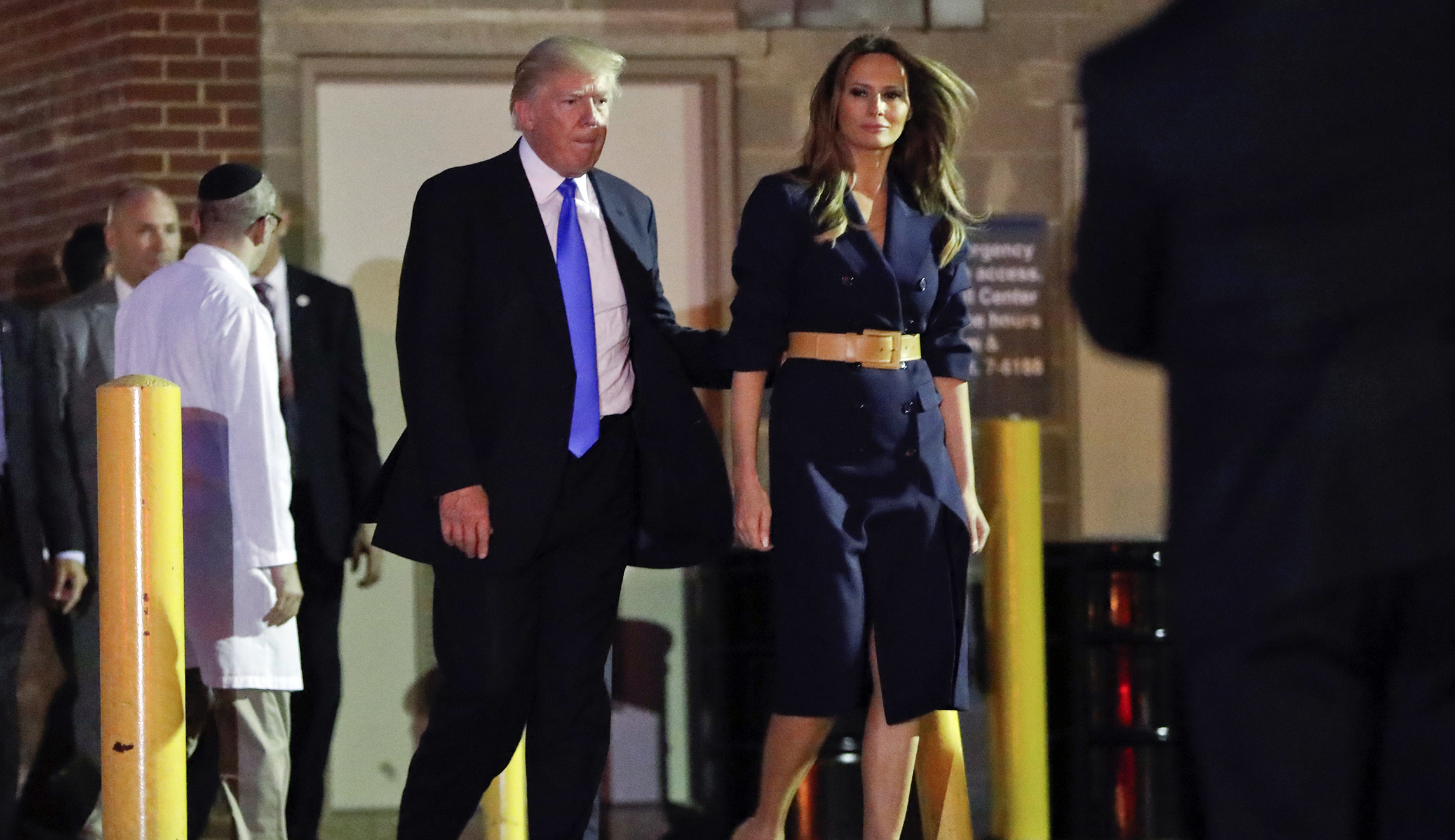 Trump visits Steve Scalise in hospital following congressional baseball practice shooting