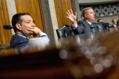 Lindsey Graham to host fundraiser for Cruz