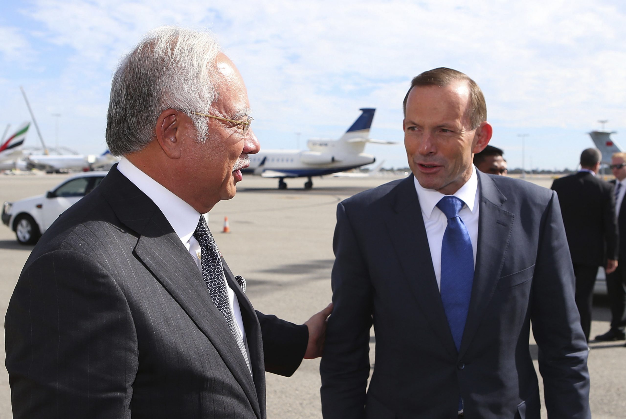 2 nations leading jet search have turbulent past