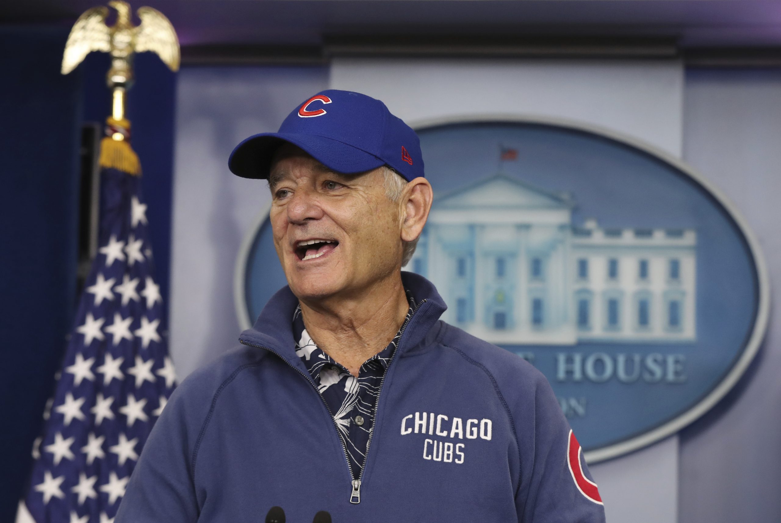Bill Murray jokes with White House reporters