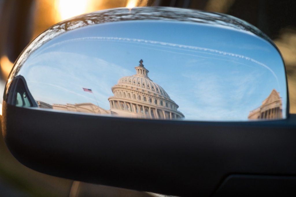 Congress kicks back as campaign politics takes over