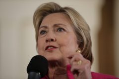 Who won the Clinton-McCain drinking contest?