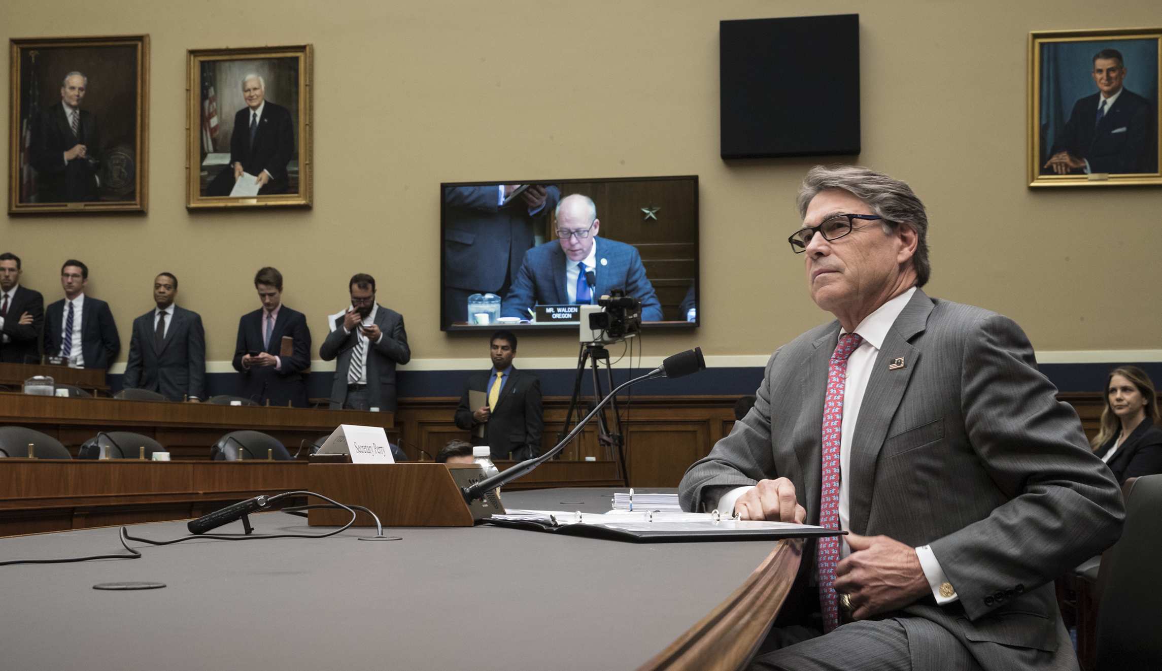 Rick Perry tells lawmakers proposal to boost coal, nuclear power not the ‘be-all-end-all’