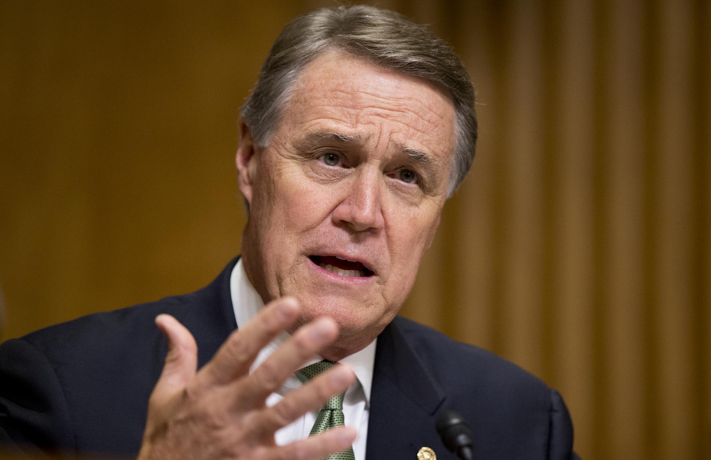 Senators: Iran deal providing planes for Assad aid