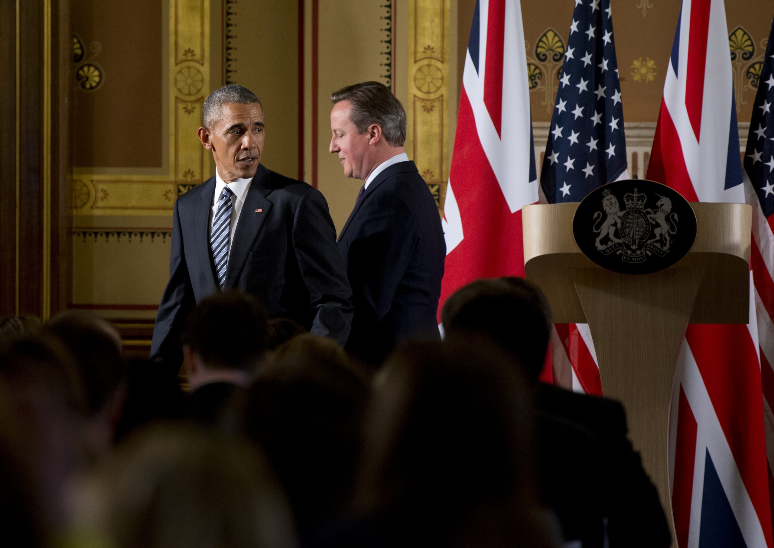 Politico calls Churchill bust critics ‘truthers’