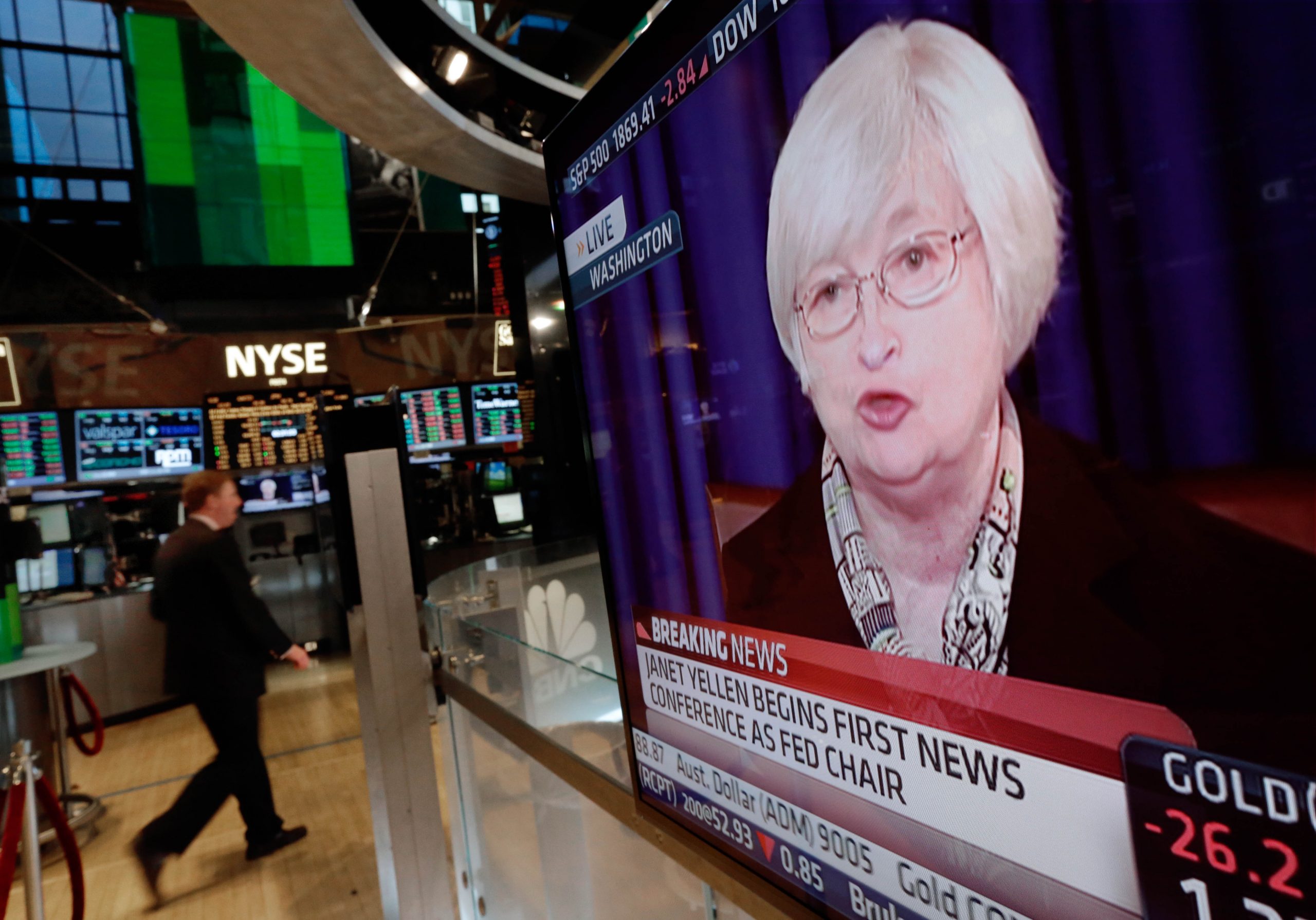 Fed clarifies guidance on short-term rates