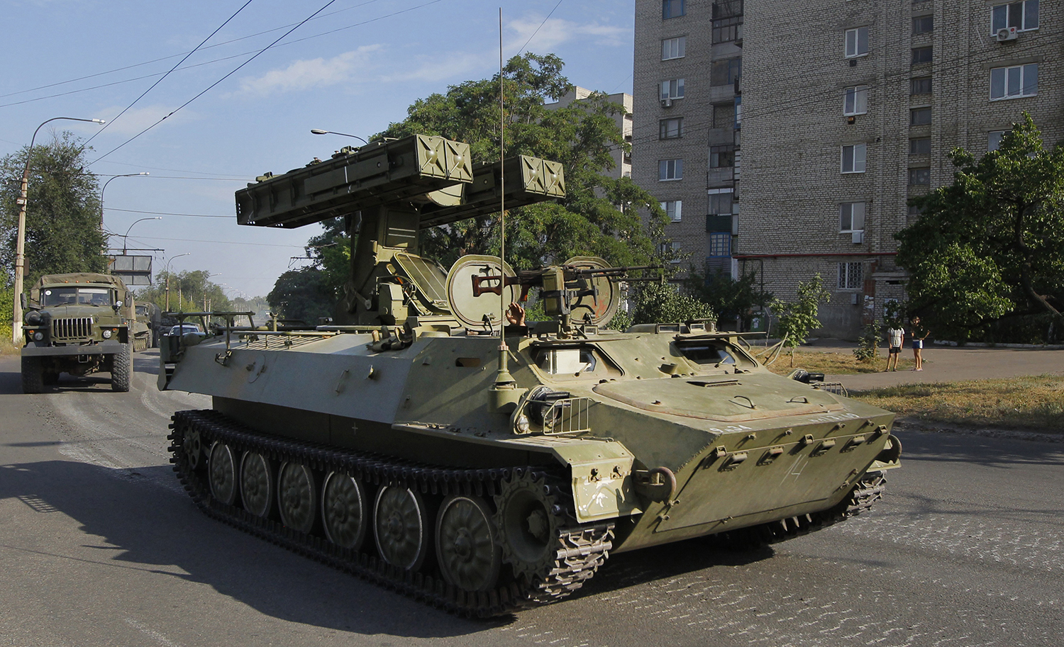 Russia inches up to third highest defense spender in 2016
