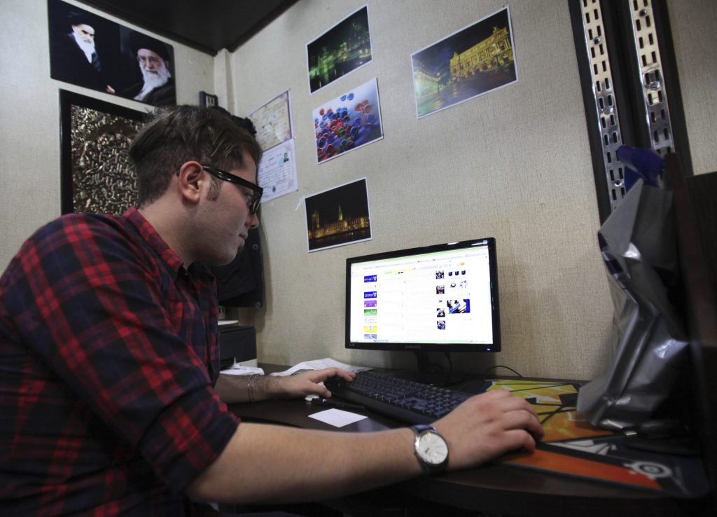 Report: Iran targets U.S. officials in hacking spree