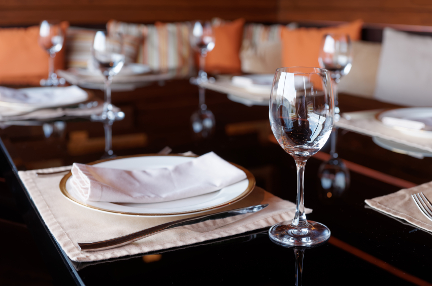 Senators invite party leaders to bipartisan lunch