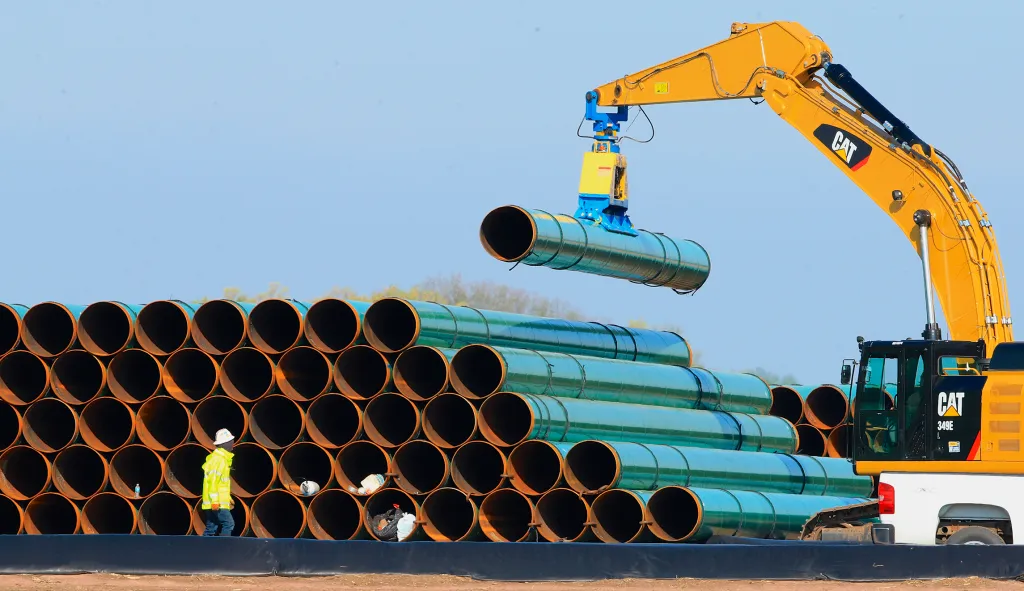 Trump escalates war on states’ environmental powers with order to spur pipelines