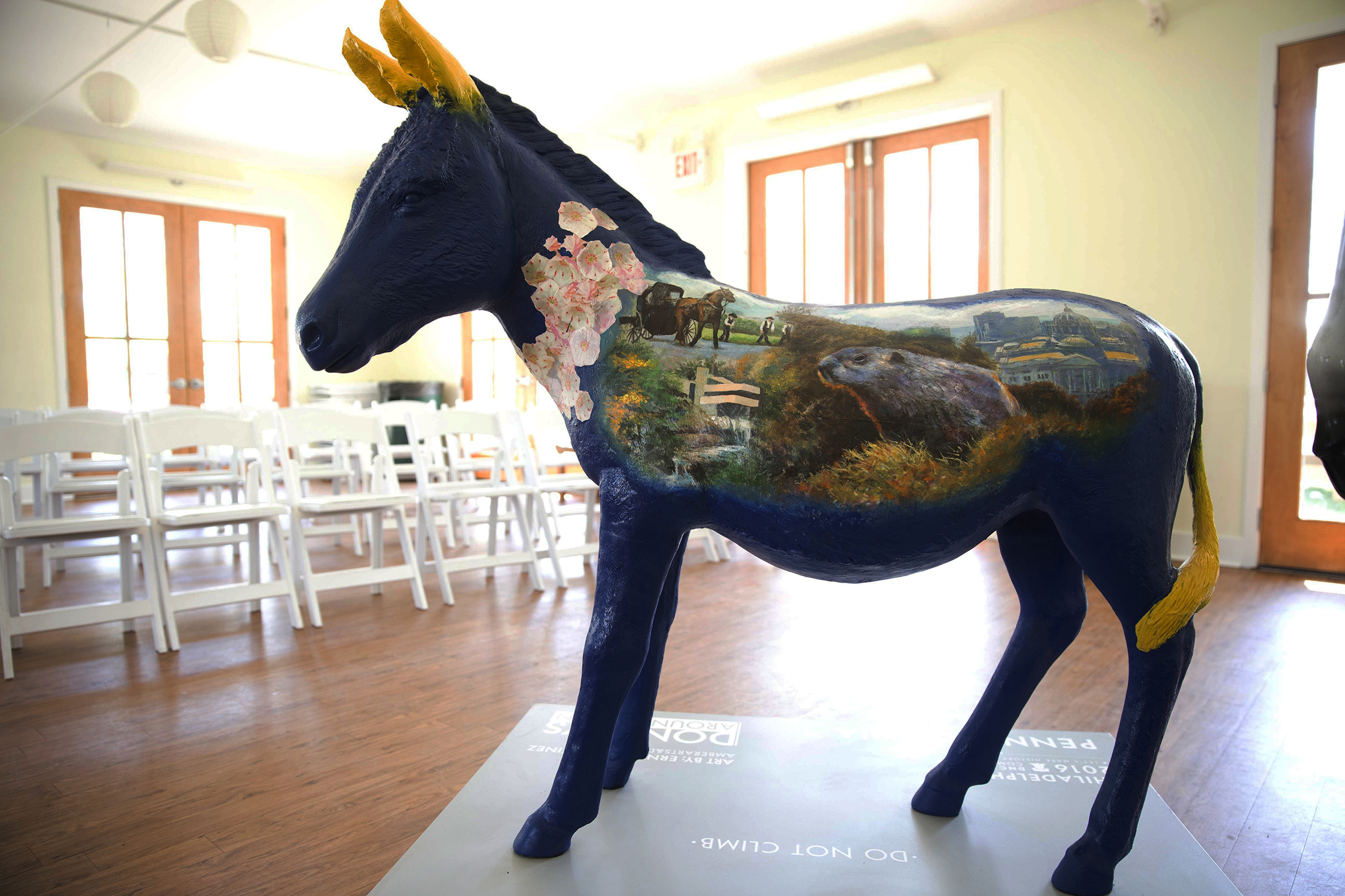 DCCC still beating its GOP rival at fundraising