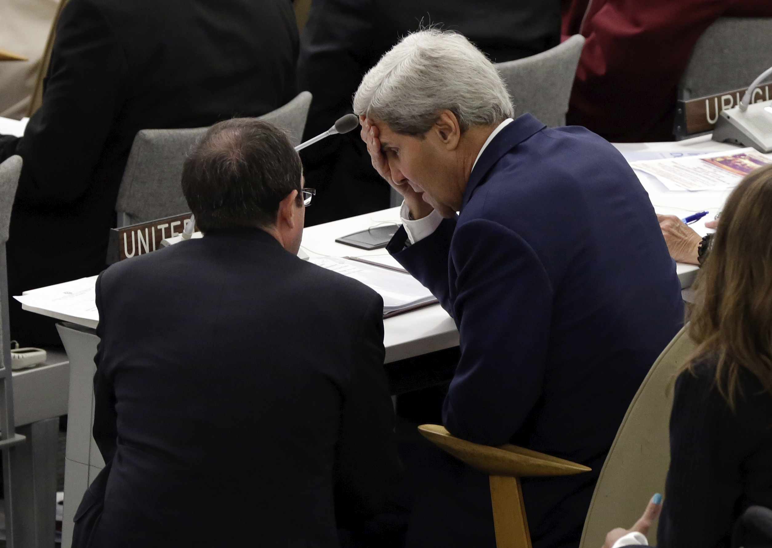 Obama directs John Kerry to pursue nuclear talks with Iran