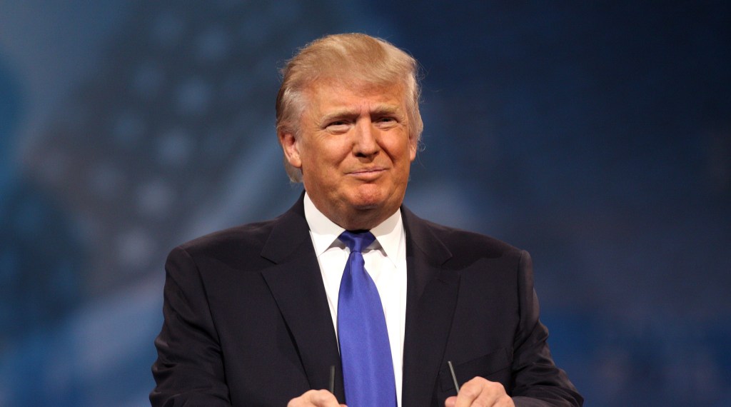 Congressman at Bill Rally: Hillary ‘Going to Kill’ Trump