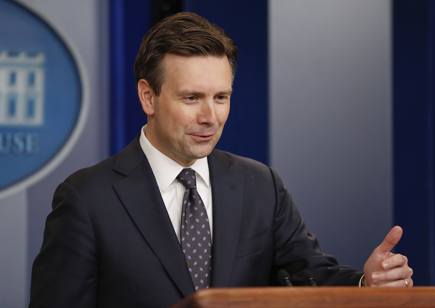 White House: Obama still confident in Comey’s leadership
