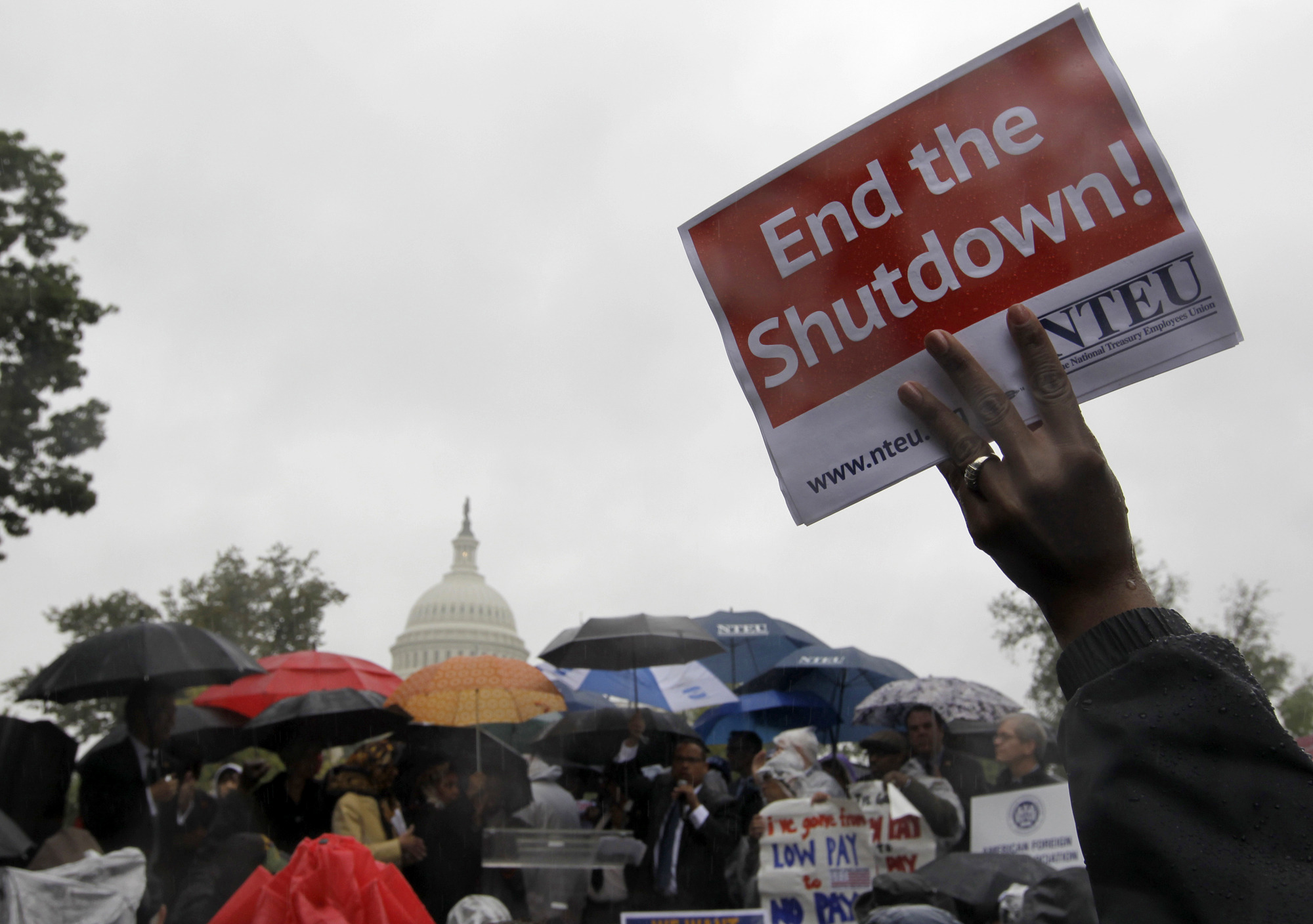 VIDEO: House Democratic caucus expresses optimism over government shutdown nearing an end