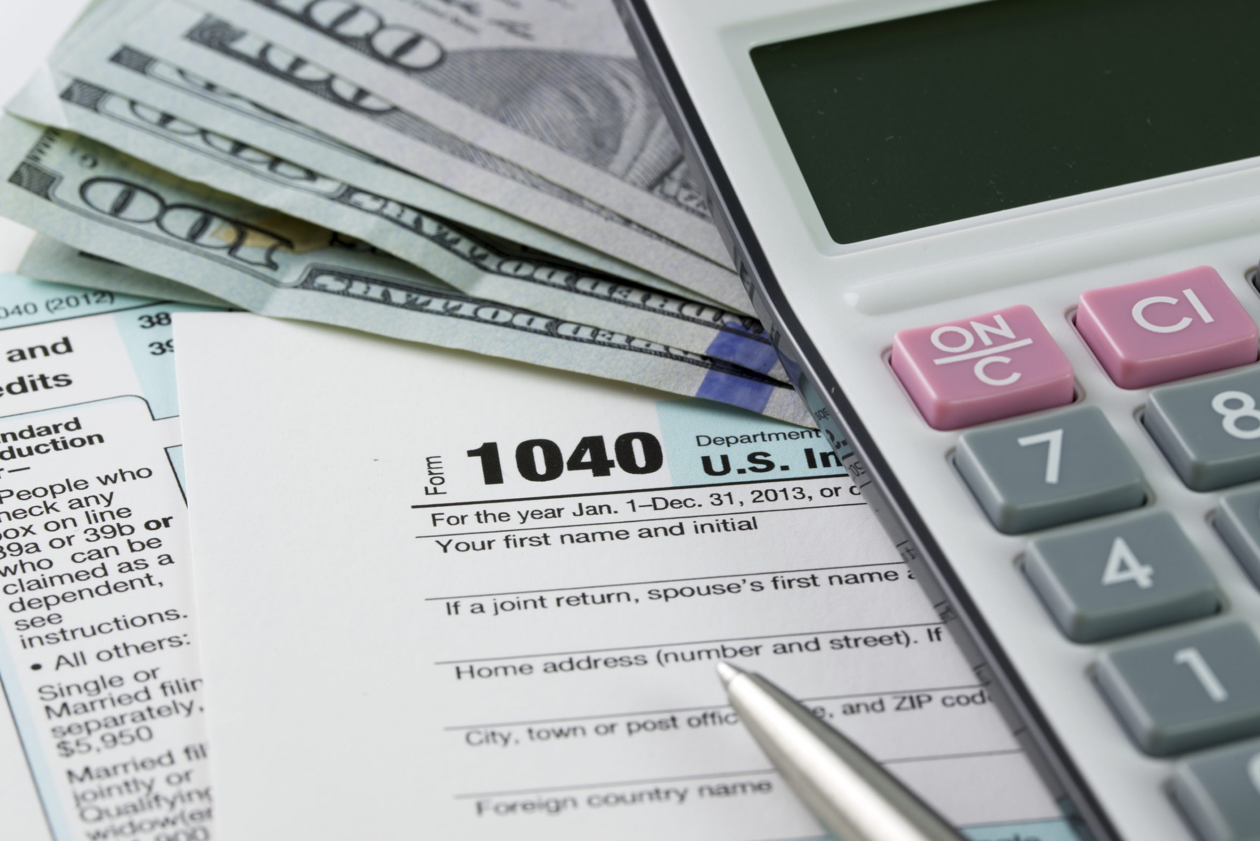 IRS says tax refunds now up for year