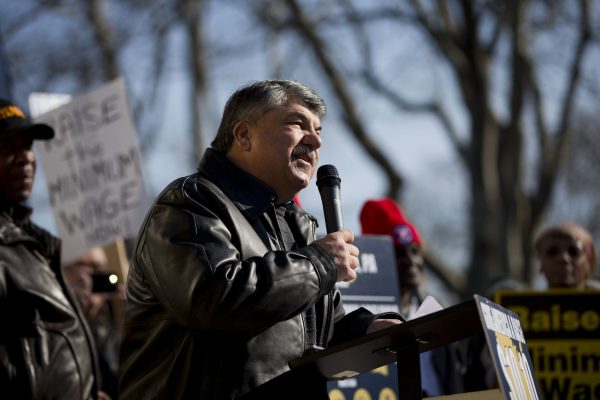 AFL-CIO tepidly applauds EPA rule on cutting carbon emissions