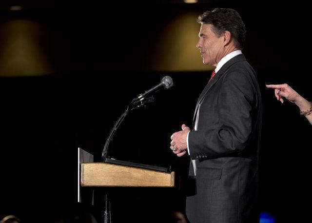 Perry marches on to South Carolina