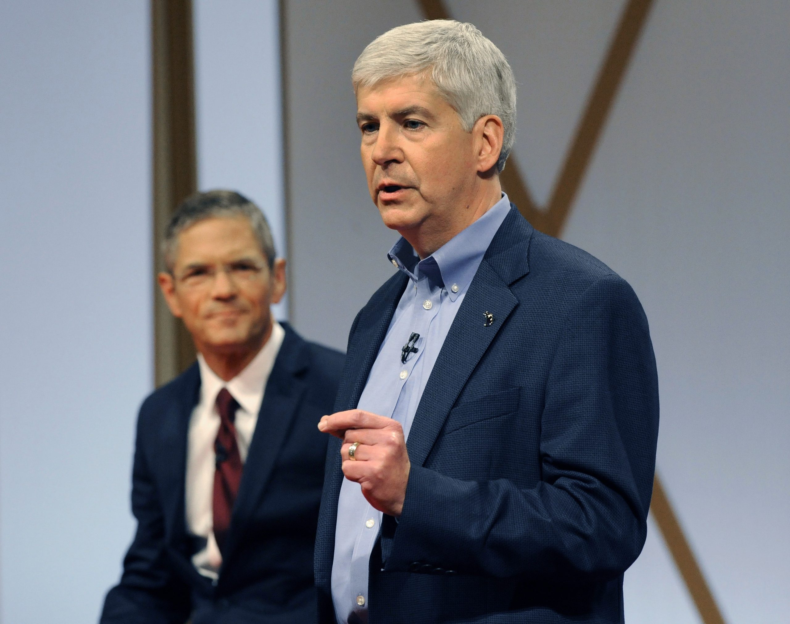 Snyder, Schauer spar over fairness of tax rewrite