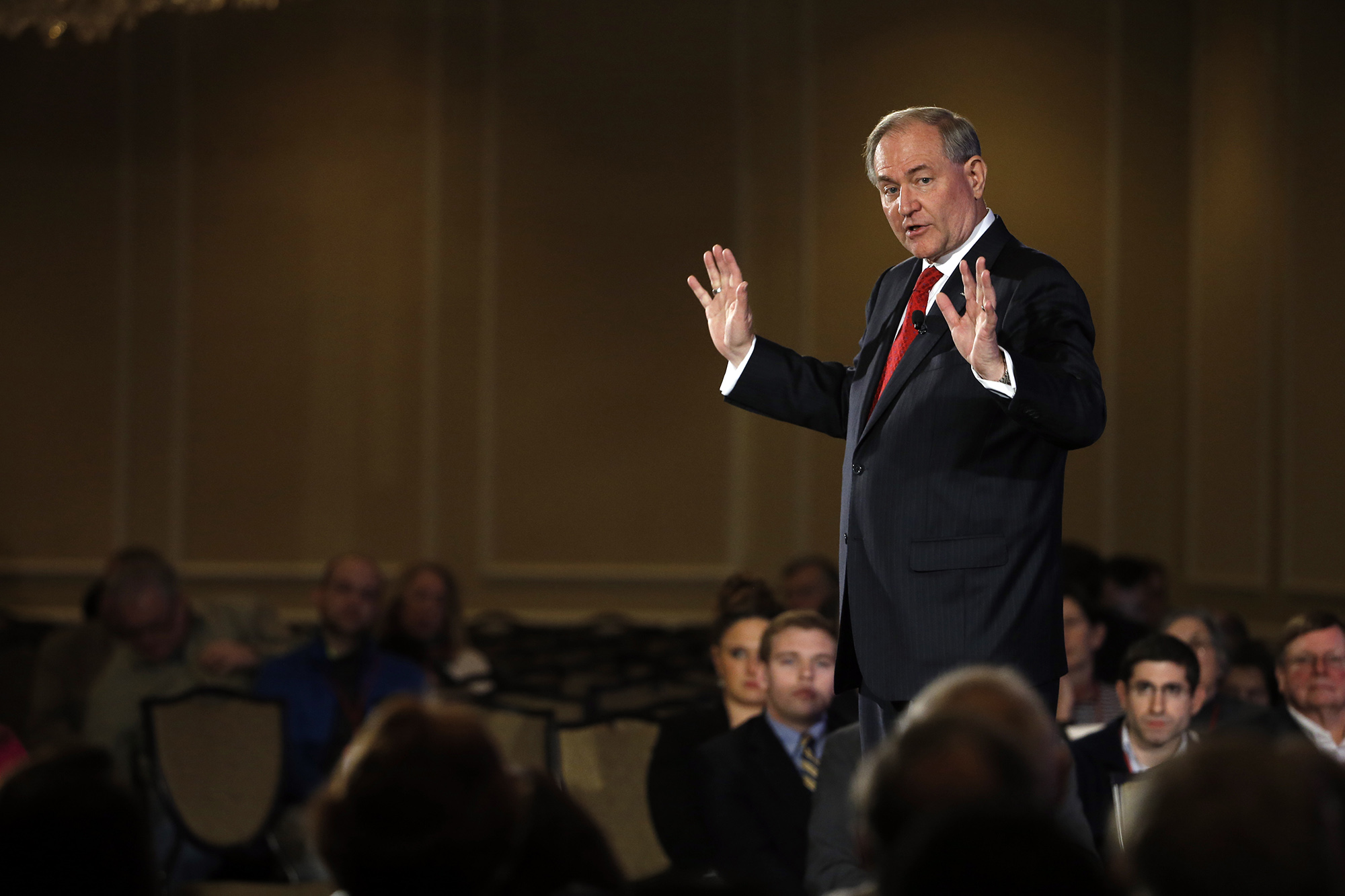 Gilmore: Media ‘rigs the nomination process’