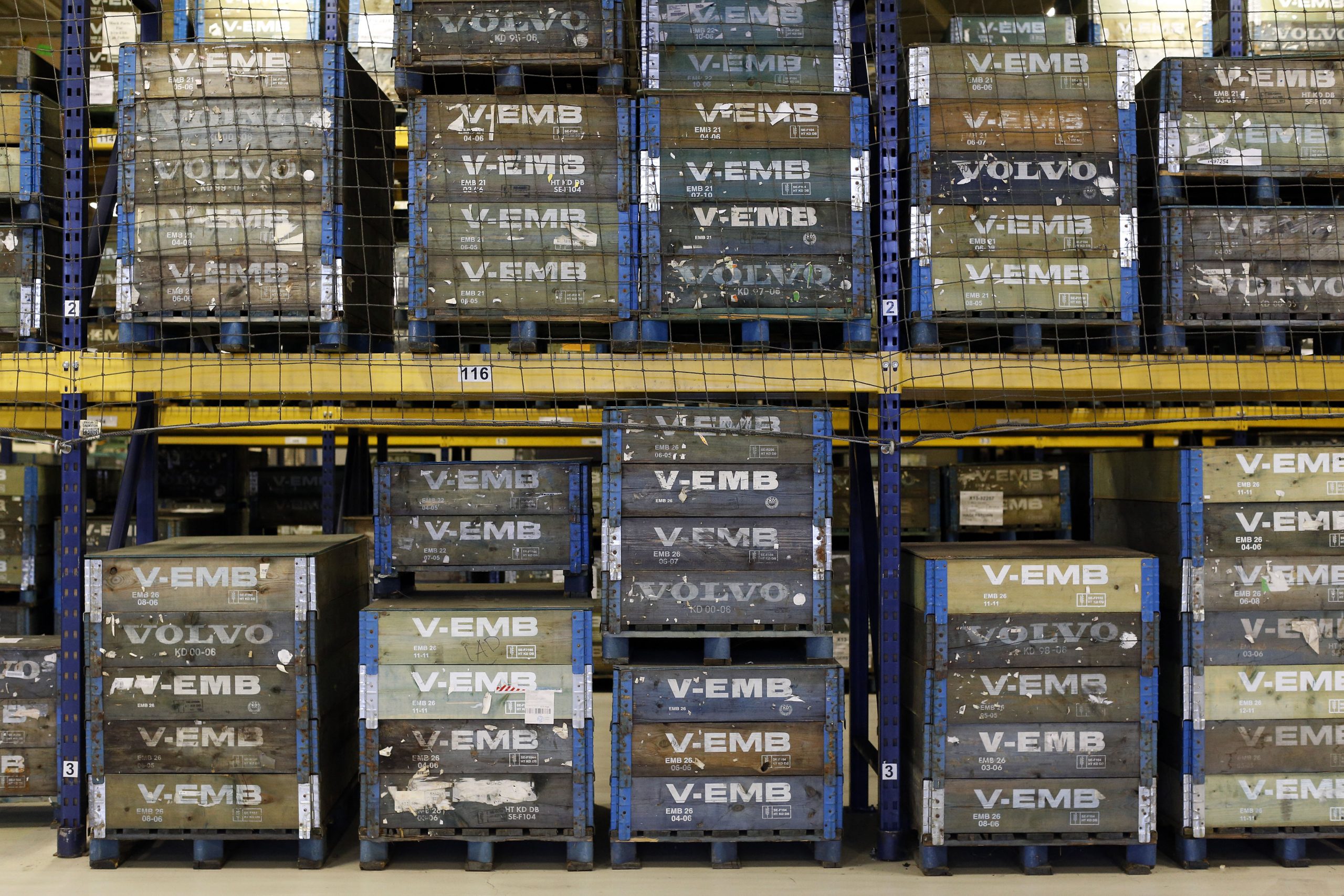 US factory orders rebound 1.6 percent in February