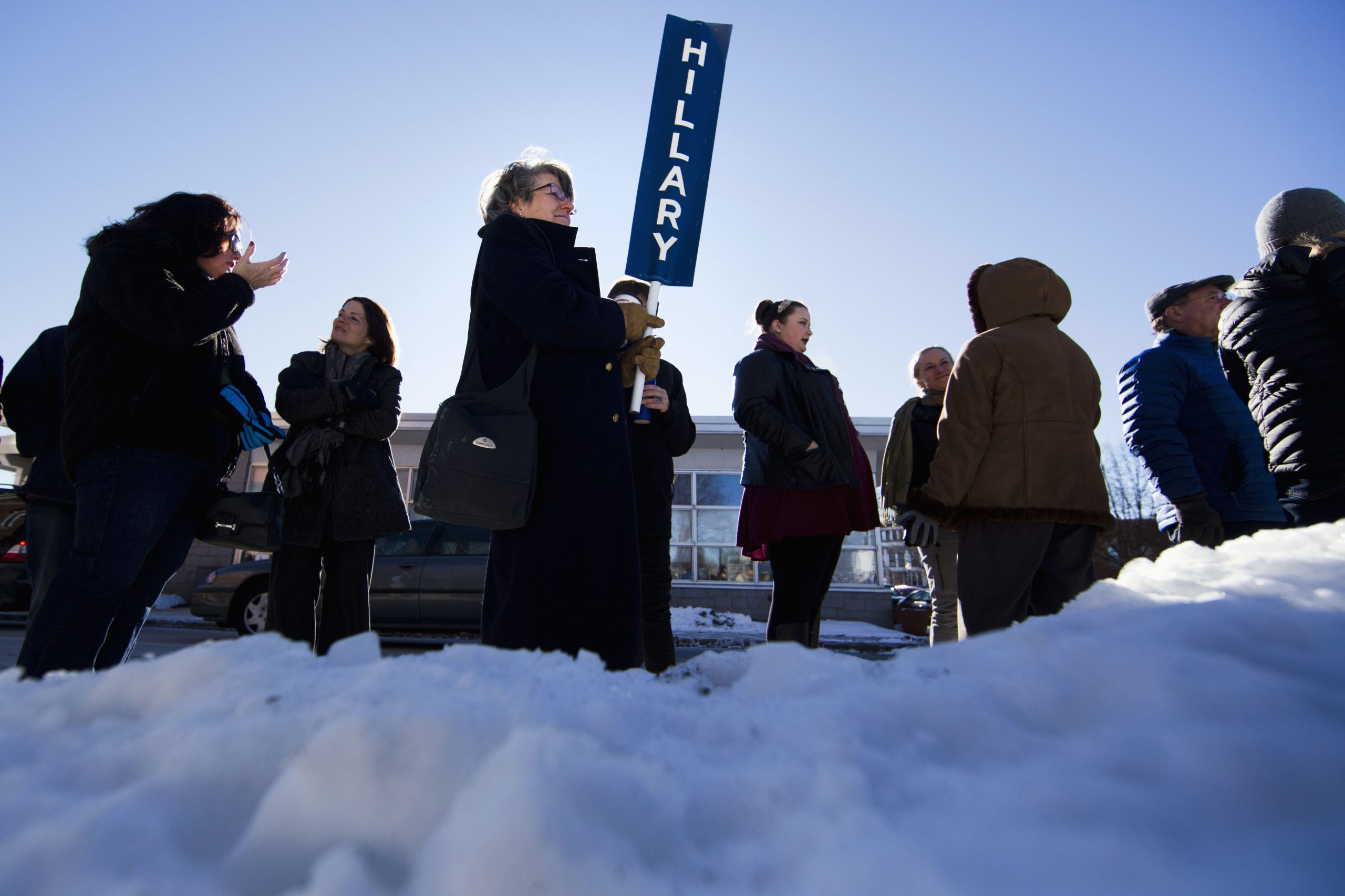 State Dept. requests delay of final release of Clinton emails due to storm