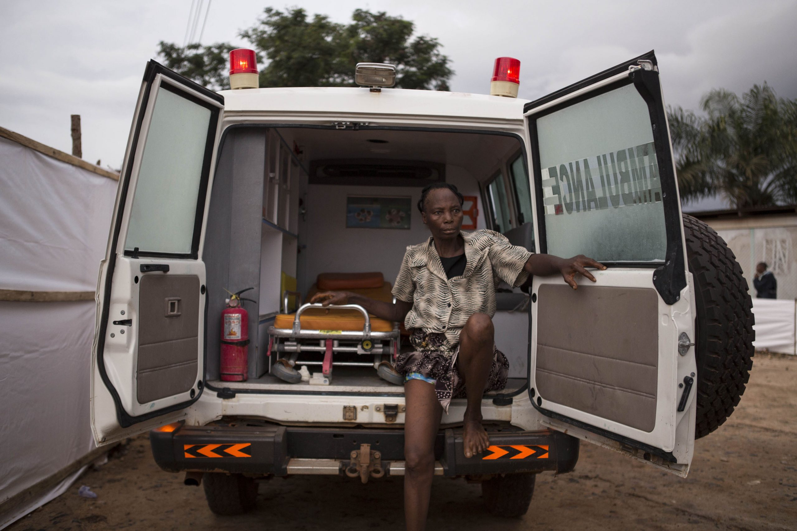 Sierra Leone quarantines 2 million to fight Ebola