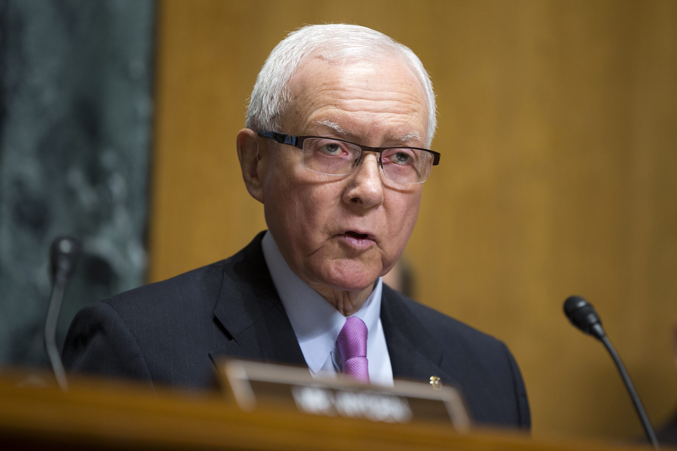Hatch calls for Planned Parenthood investigation