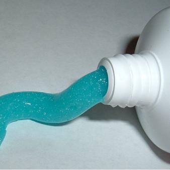 Threat: Toothpaste Bomb