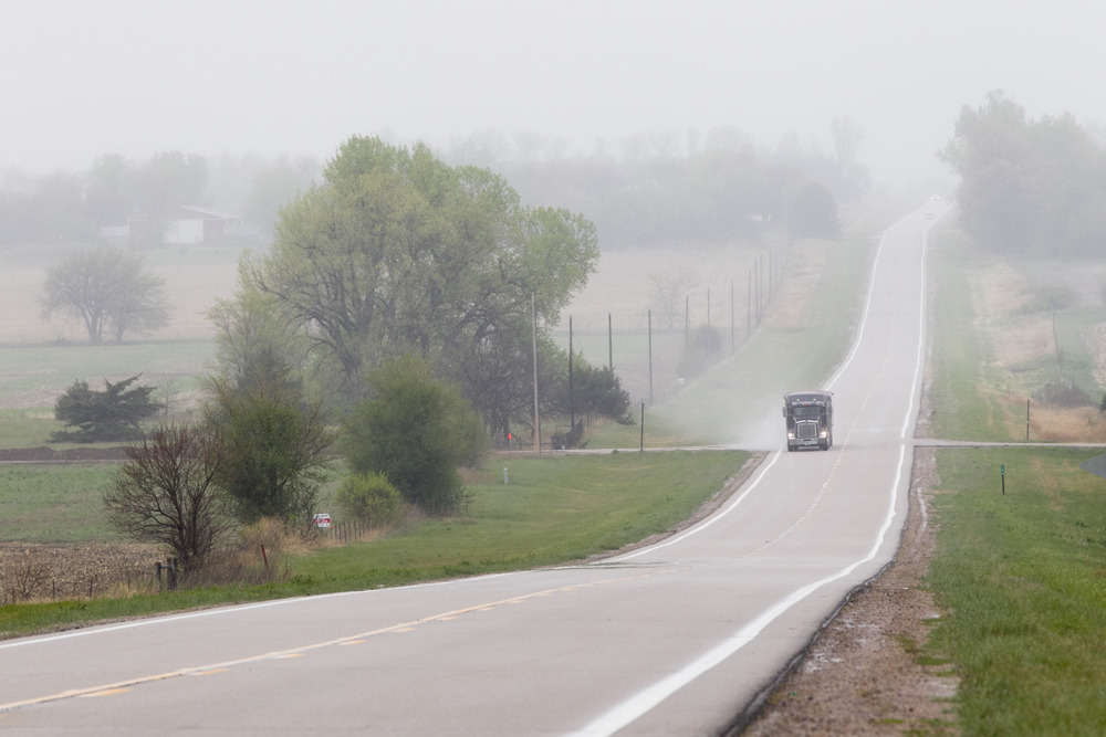 Keystone pipeline controversy returns to dog Obama