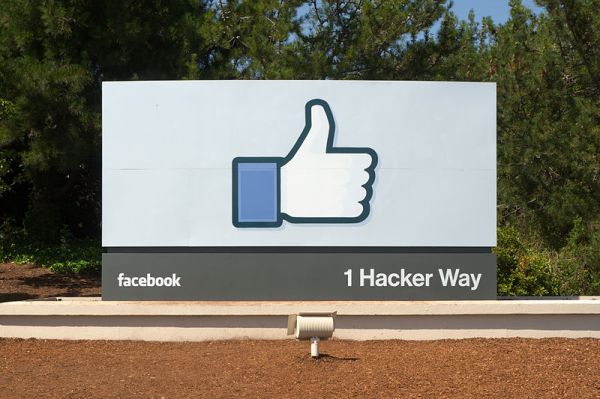 Asking PolitiFact to Police ‘Fake News’ on Facebook is a Terrible Idea