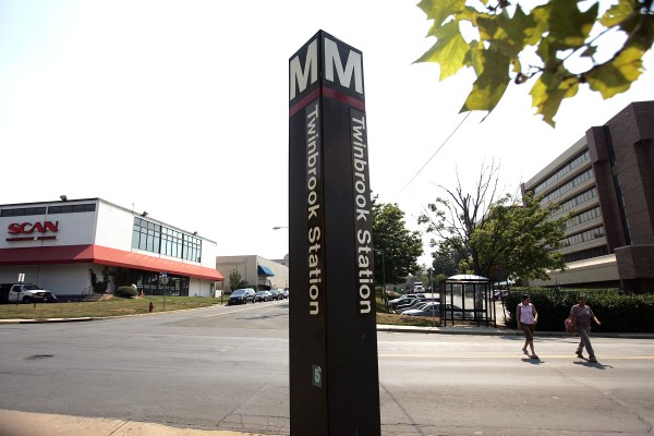 New Twinbrook Metro garage has cracks