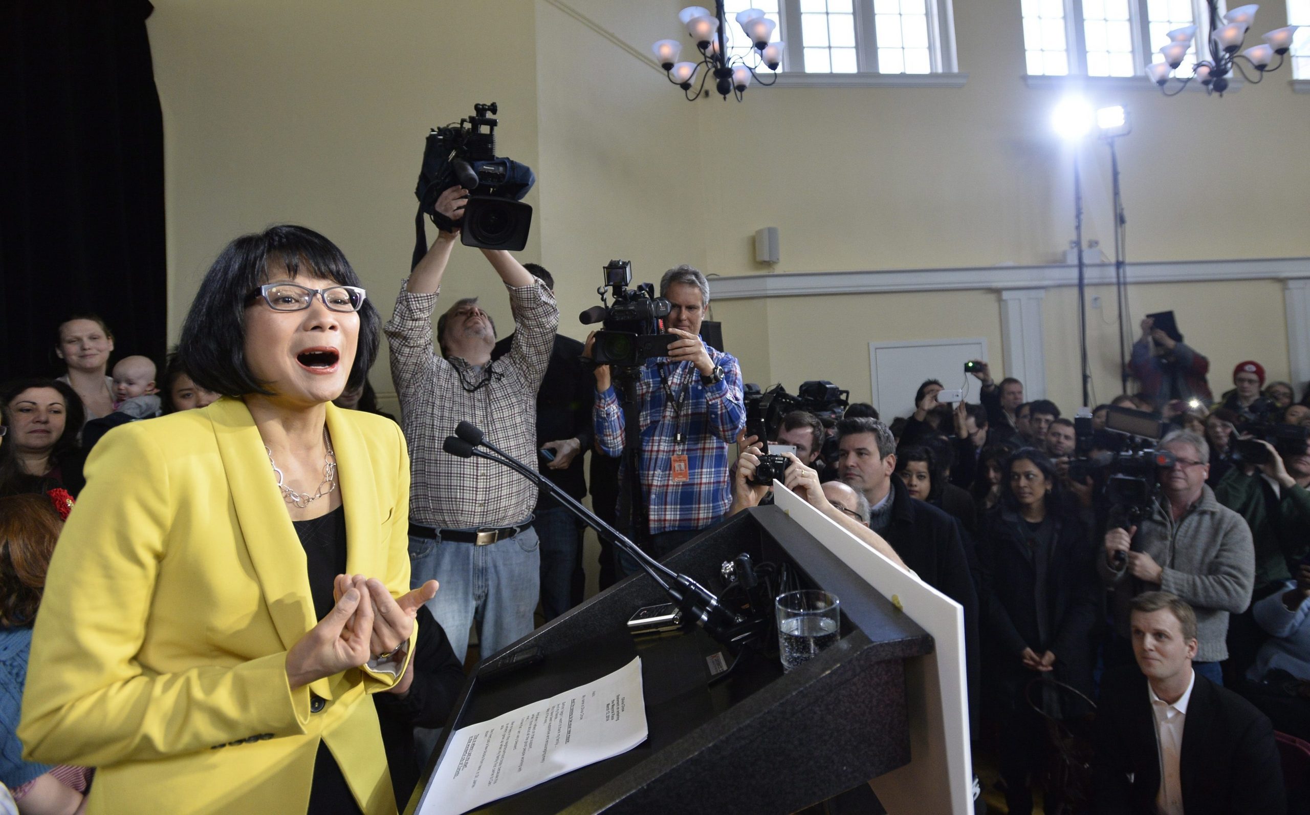 Candidate starts campaign to replace Toronto mayor