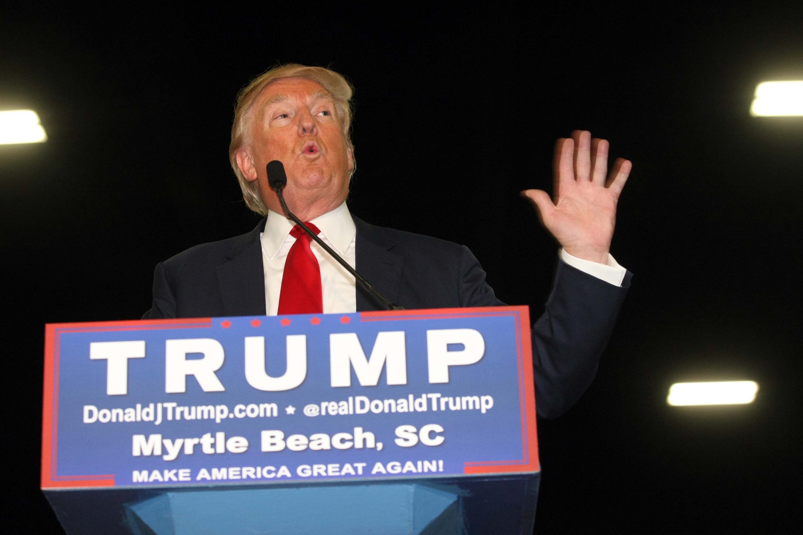Trump: Obama plans 250k refugees in America